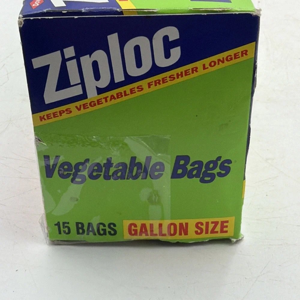 Vintage Dow Ziplock Bags Gallon Size 1993 Kitchen Set Tv Movie Prop Design